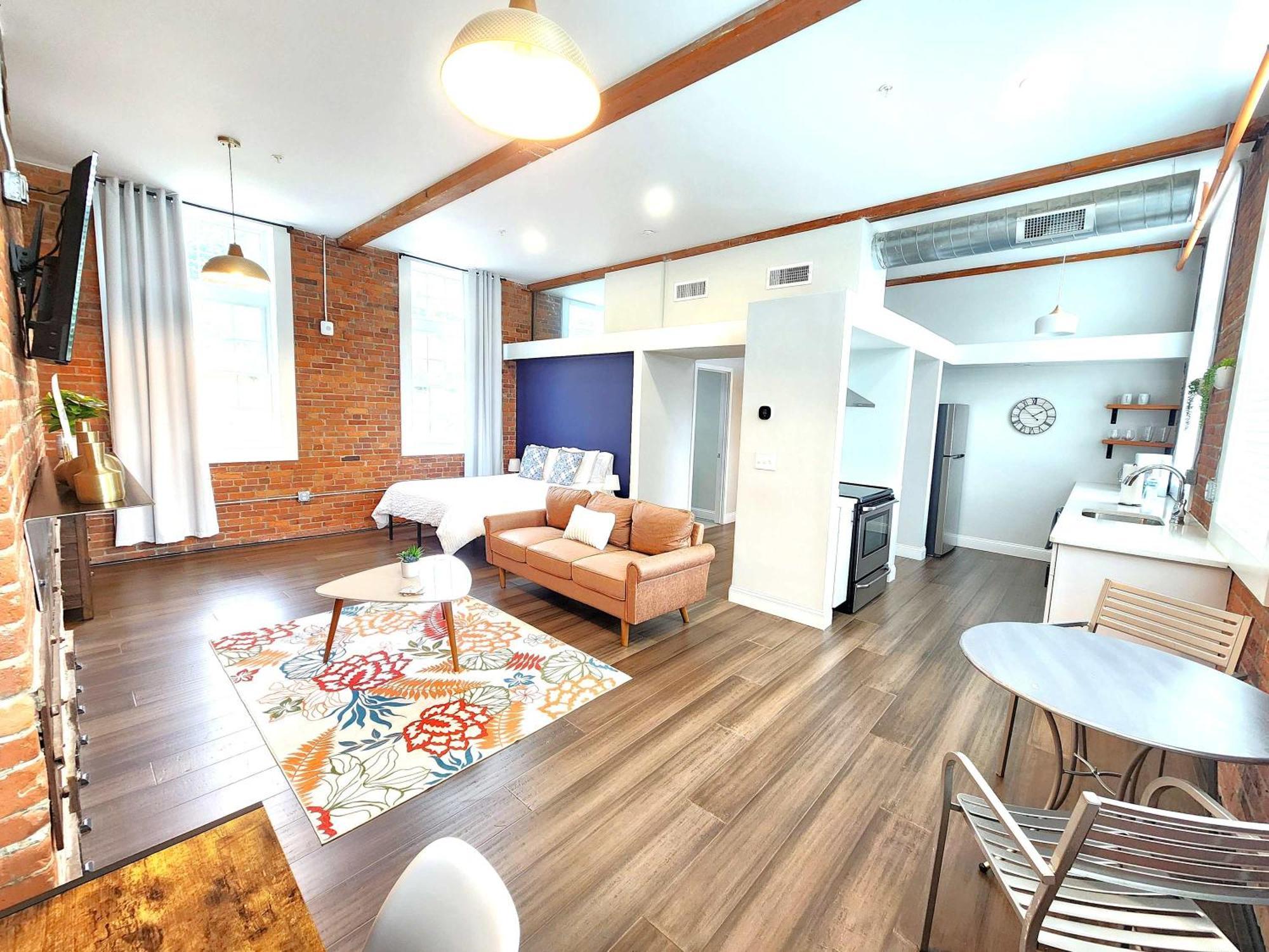Jennifer'S Historic Downtown Loft Apartment Providence Exterior photo